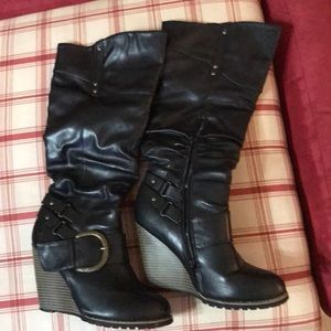 Yoki Karen wedge boots